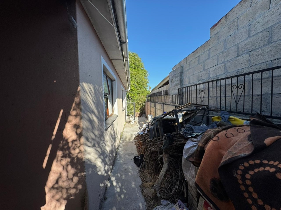 4 Bedroom Property for Sale in Rosedale Western Cape